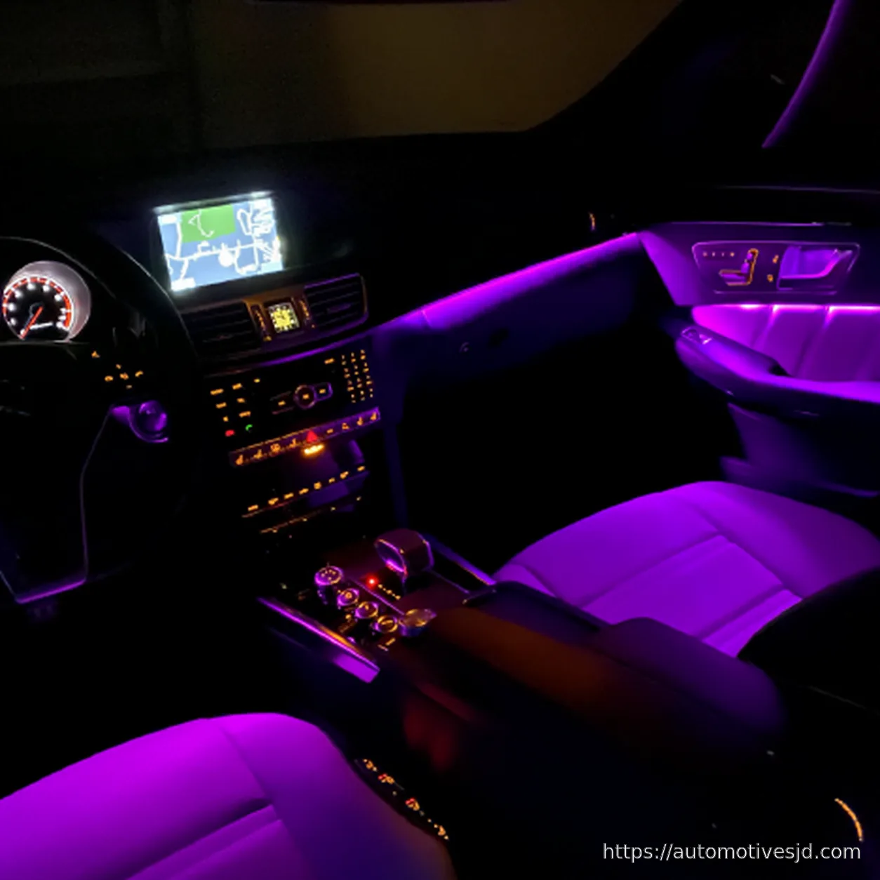 C218 / X218 CLS active ambient lighting installed effect