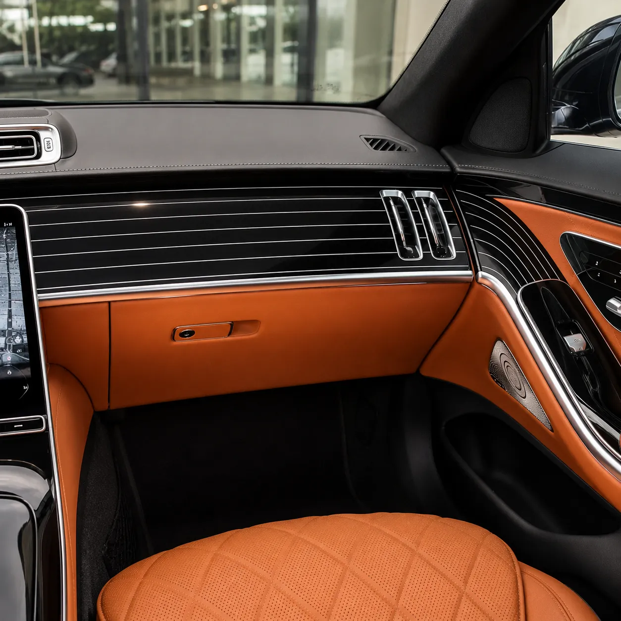 Complete eight-piece brushed piano black interior trim set for Mercedes-Benz S-Class W223